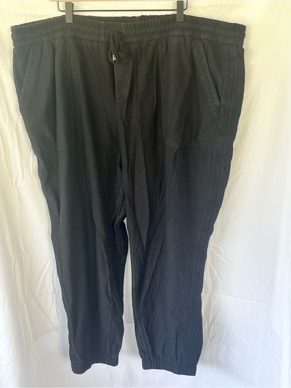 Athleta women’s size 26 Black Elastic-Waist Farallon Jogger Pants